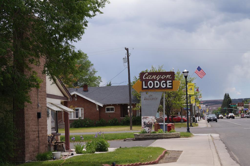 Canyon Lodge Motelパンギッ​​チ エクステリア 写真