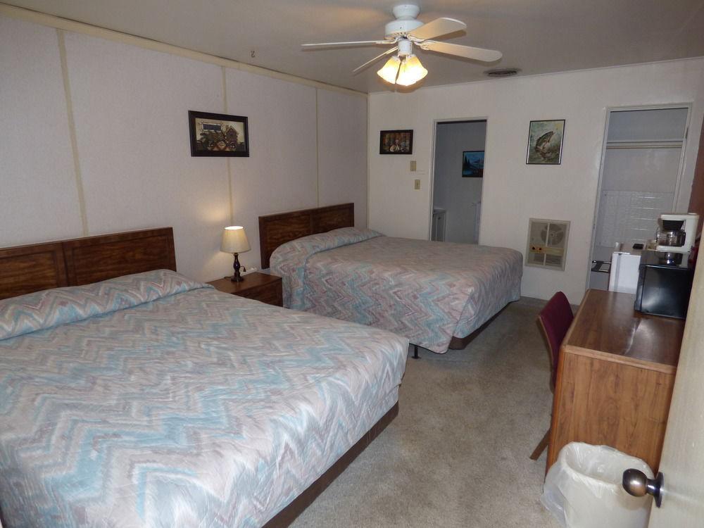 Canyon Lodge Motelパンギッ​​チ エクステリア 写真